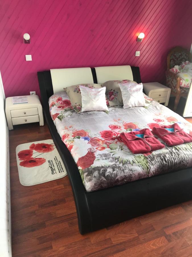Le Jean Robert Bed & Breakfast Салази Екстериор снимка